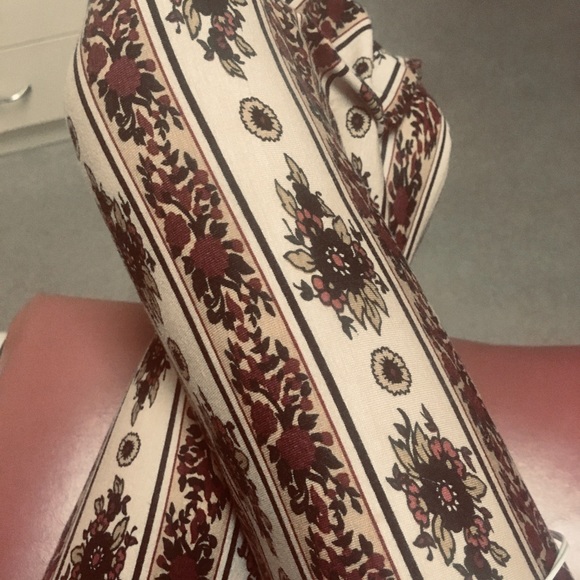 Meet your Posher, Anni - Picture 2 of 3